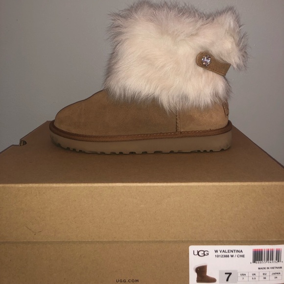 UGG Shoes - UGG with Swarovski crystal button UGG Shoes - UGG with Swarovski crystal button